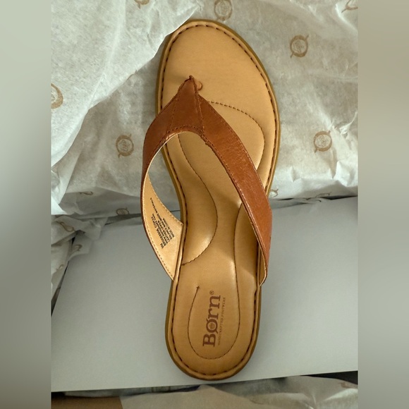 Born Women’s Ciara Flip Flop Brown Sandal - Picture 6 of 9